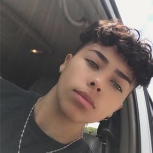 Meet your Posher, Marisa